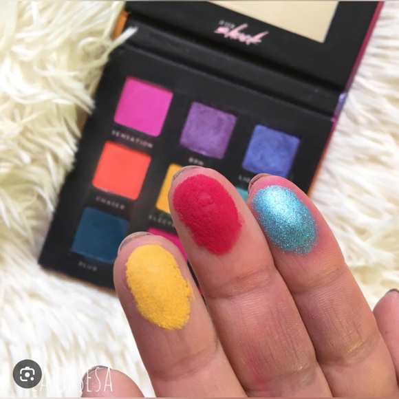 Bad Habit After Shock Neon Bright Color Eyeshadow Palette - Picture 5 of 5
